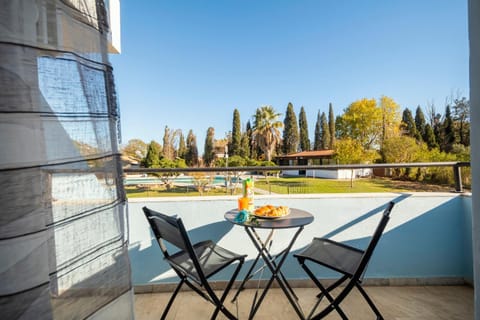 Patio, View (from property/room), Balcony/Terrace, Seating area