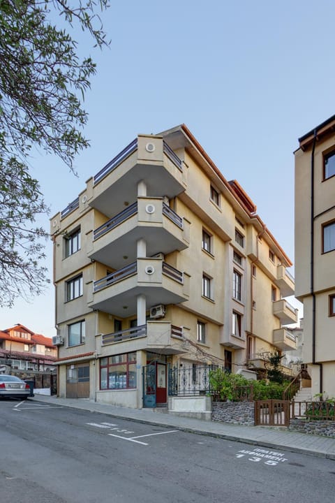 Property building, Facade/entrance, Street view
