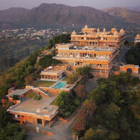 Property building, Bird's eye view, View (from property/room)