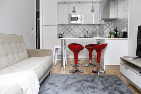 Kitchen or kitchenette, Living room, Dining area