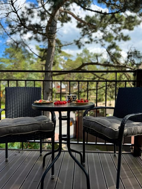 Natural landscape, Balcony/Terrace