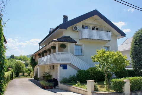 Property building, Day, Summer