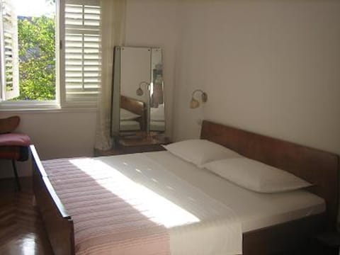 Bed, View (from property/room)