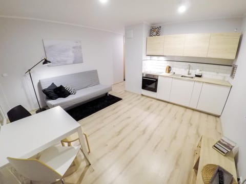 Kitchen or kitchenette, Living room