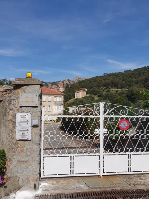 A CARDICCIA Loc saisonnières PIANA Apartment in Piana