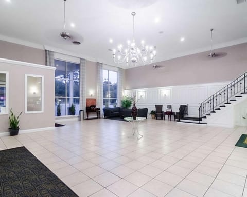 Lobby or reception, On site
