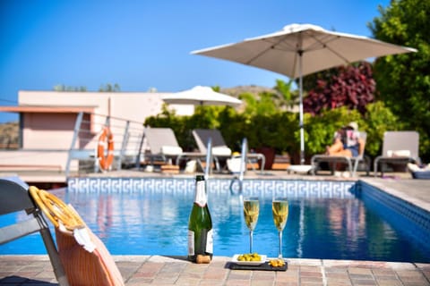 Pool view, Swimming pool, sunbed