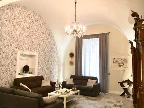 Communal lounge/ TV room, Photo of the whole room