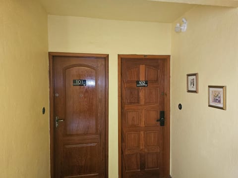 Quarto Privativo em Condominio Vacation rental in Duque de Caxias