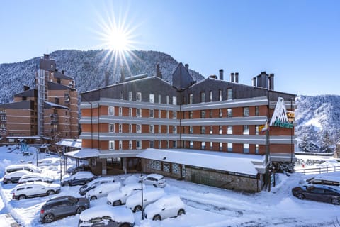 Property building, Winter