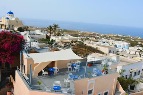 Property building, Neighbourhood, Natural landscape, Bird's eye view, Balcony/Terrace, City view, Sea view
