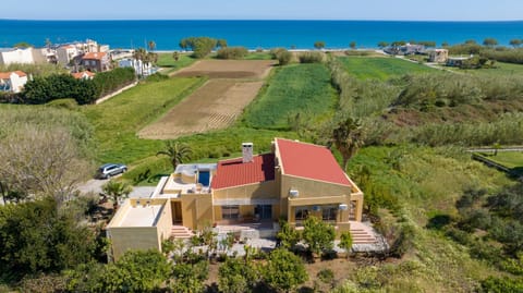 Property building, Day, Neighbourhood, Natural landscape, Bird's eye view, Sea view, Location