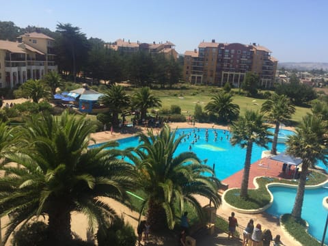 Off site, Pool view, Time of day