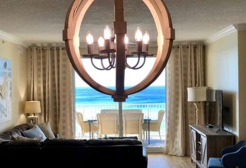 Ocean Ritz - Family Tides - sleeps 12 House in Long Beach