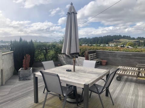 Patio, Balcony/Terrace, Drinks