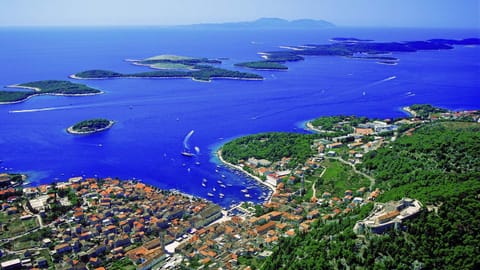 Apartmens Špiko Bed and Breakfast in Hvar