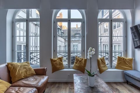 Nuit Zen Rouen - Jacuzzi - Centre Historique Apartment in Rouen