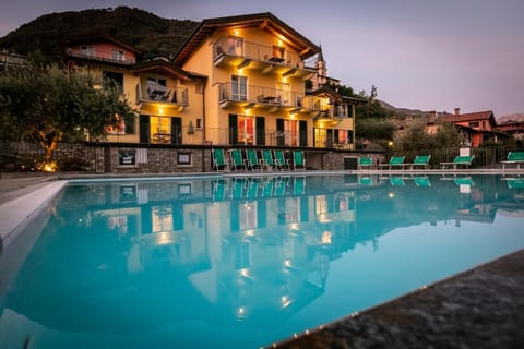 Property building, Swimming pool, Swimming pool, Sunset