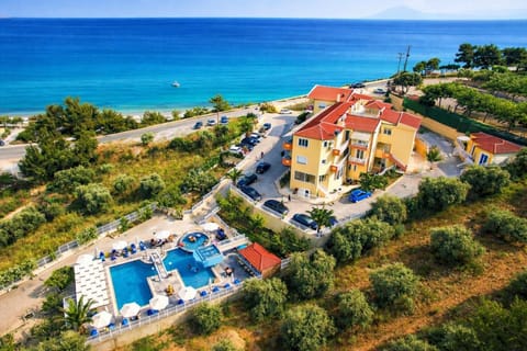 Property building, Day, Bird's eye view, Sea view, Location