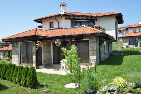 Garden, Balcony/Terrace