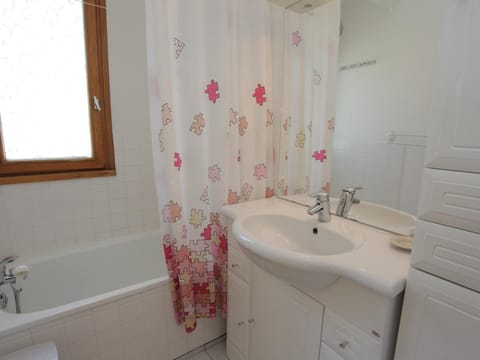 Studio alcôve 5 pers à 50m des pistes, animaux admis - FR-1-416-119 Apartment in Villarembert