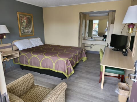 Budget Host Inn Bristol Hotel in Bristol