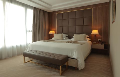 Property building, Bed