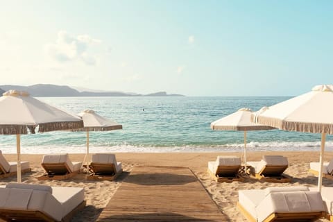 Sea view, sunbed