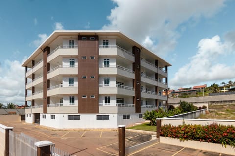 Property building, Neighbourhood