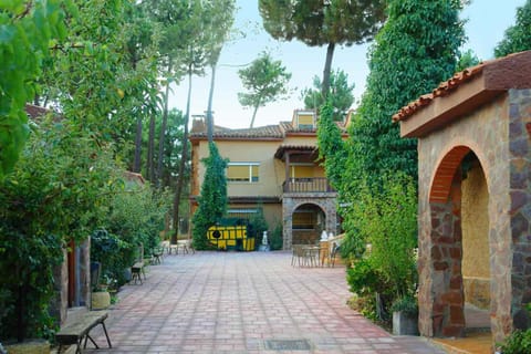 Facade/entrance, Facade/entrance, Spring, Day, View (from property/room), Lobby or reception