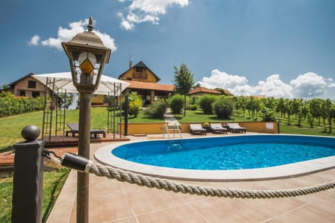 Swimming pool, Swimming pool