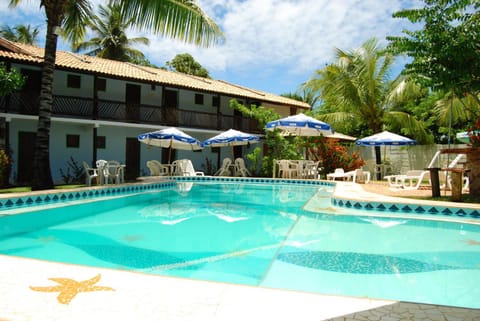 Day, Swimming pool