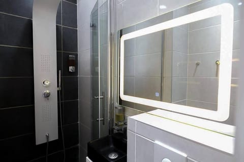 Studio Gare Metz Côté Cour Apartment in Metz