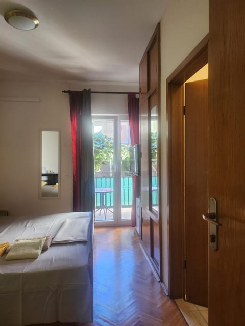 rooms & studio 4you Bed and Breakfast in Split-Dalmatia County