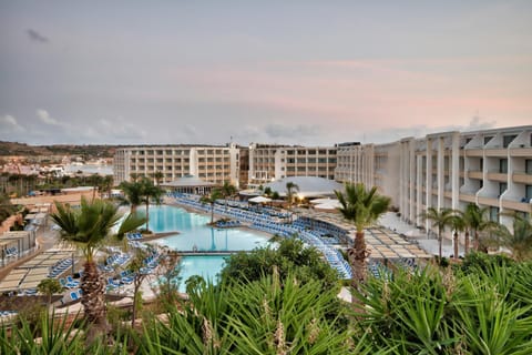 db Seabank Resort + Spa All Inclusive Resort in Malta