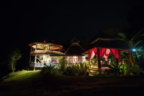 Property building, Restaurant/places to eat, Garden, Lobby or reception, Lounge or bar