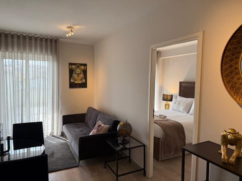 Bed, Living room, Photo of the whole room, Seating area, Bedroom