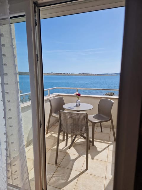 Balcony/Terrace, Seating area, Sea view