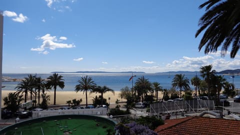 Shower, Toilet, TV and multimedia, Bedroom, Landmark view, Sea view, Area and facilities