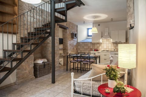 Living room, Dining area