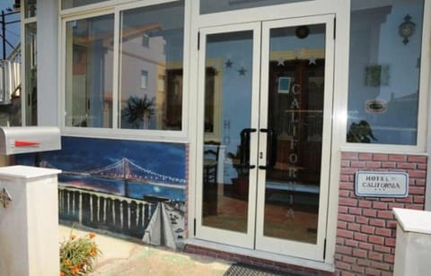 Facade/entrance, Day