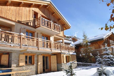 Appartement dans chalet 5 pièces, 14 pers, 4 ch, WiFi, jardin privé Chalet in Les Deux Alpes