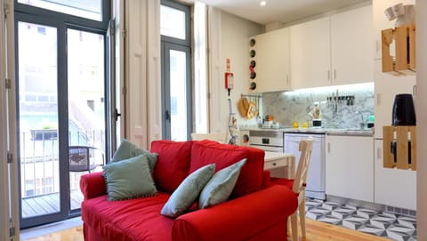Kitchen or kitchenette, Seating area