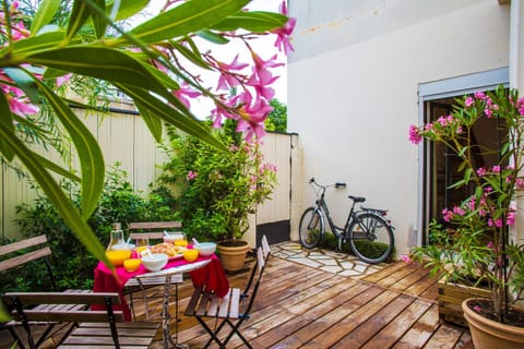 Garden, Balcony/Terrace