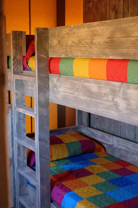 bunk bed