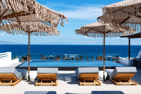 Sea view, sunbed