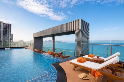 Sea view, Swimming pool