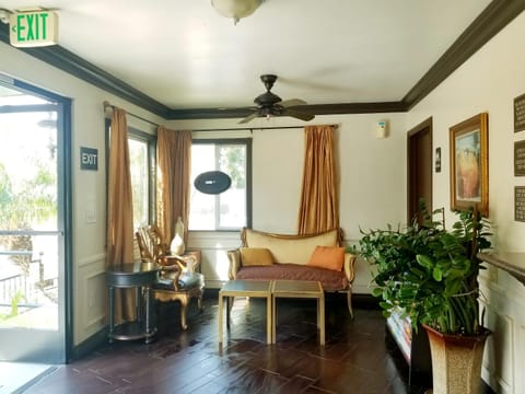 Lobby or reception, Decorative detail
