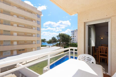 Day, View (from property/room), Balcony/Terrace, Pool view, Swimming pool