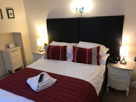 Clayhanger Guest House Bed and Breakfast in Newcastle-under-Lyme